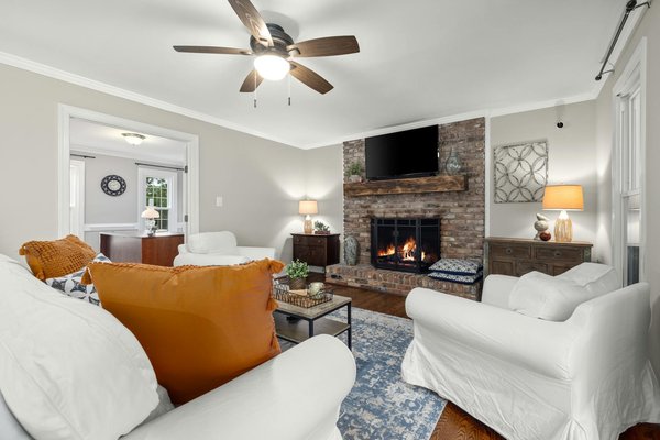 Transformez votre petite cour urbaine en un jardin de plantes médicinales : le guide ultime pour un aménagement astucieux!